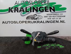 Gebruikte Schakelaar Richtingaanwijzer Citroen Berlingo 1.6 Hdi 75 Prijs € 50,00 Margeregeling aangeboden door Autosloperij Kralingen B.V.