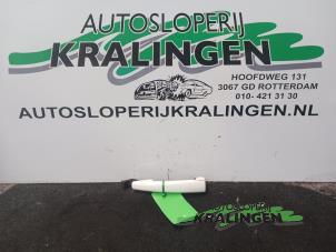 Gebruikte Handgreep Citroen Berlingo 1.6 Hdi 75 Prijs € 25,00 Margeregeling aangeboden door Autosloperij Kralingen B.V.