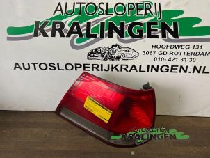 Gebruikte Achterlicht links Opel Vectra C Caravan 1.9 CDTI 120 Prijs € 50,00 Margeregeling aangeboden door Autosloperij Kralingen B.V.