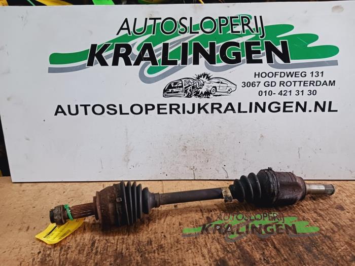 Gebruikte Steekas links-voor Fiat Punto III (199) 1.3 JTD Multijet Start&Stop 16V Prijs € 24,99 Margeregeling aangeboden door Autosloperij Kralingen B.V.