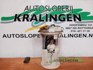 Gebruikte Benzinepomp Citroen C2 (JM) 1.1 Prijs € 50,00 Margeregeling aangeboden door Autosloperij Kralingen B.V.