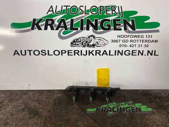 Gebruikte Galerij (Injectie) Volkswagen Polo IV (9N1/2/3) 1.2 12V Prijs € 50,00 Margeregeling aangeboden door Autosloperij Kralingen B.V.