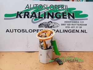 Gebruikte Dieselpomp Seat Leon (1P1) 1.6 TDI 16V 105 Prijs € 75,00 Margeregeling aangeboden door Autosloperij Kralingen B.V.