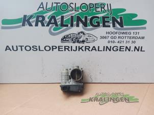 Gebruikte Gasklephuis Nissan Almera Tino (V10M) 1.8 16V Prijs € 34,98 Margeregeling aangeboden door Autosloperij Kralingen B.V.