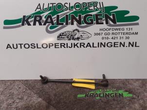 Gebruikte Stabilisatorstang voor Seat Altea (5P1) 2.0 FSI 16V Prijs € 20,00 Margeregeling aangeboden door Autosloperij Kralingen B.V.