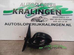 Gebruikte Spiegel Buiten links BMW 3 serie Touring (E91) Prijs € 100,00 Margeregeling aangeboden door Autosloperij Kralingen B.V.