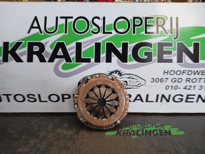 Gebruikte Koppelingsset (compleet) Fiat Stilo (192A/B) 1.2 16V 3-Drs. Prijs € 50,00 Margeregeling aangeboden door Autosloperij Kralingen B.V.