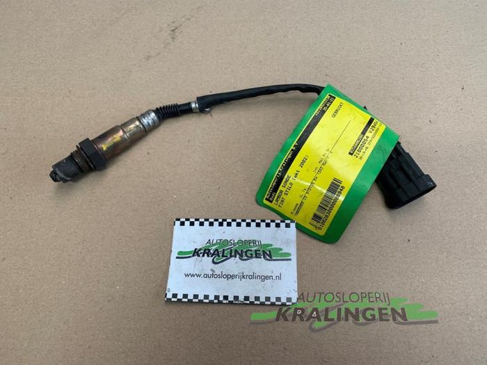 Gebruikte Lambda Sonde Fiat Stilo (192A/B) 1.2 16V 3-Drs. Prijs € 7,49 Margeregeling aangeboden door Autosloperij Kralingen B.V.
