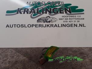 Gebruikte Lambda Sonde Volkswagen Passat (3B3) 2.3 V5 20V Prijs € 25,00 Margeregeling aangeboden door Autosloperij Kralingen B.V.