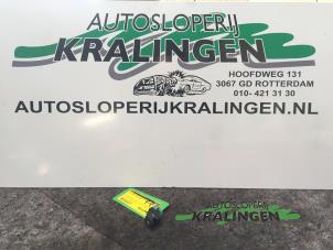 Gebruikte Elektrisch Raam Schakelaar Seat Ibiza IV (6J5) 1.9 TDI 105 Prijs € 19,99 Margeregeling aangeboden door Autosloperij Kralingen B.V.