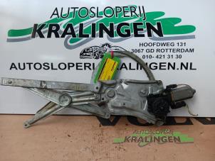 Gebruikte Ruitmechaniek 2Deurs rechts-voor BMW 3 serie (E36/2) 316i Prijs € 49,99 Margeregeling aangeboden door Autosloperij Kralingen B.V.