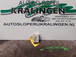 Gebruikte Ontstekingsmodule Austin Mini Open (R52) 1.6 16V Cooper Prijs € 50,00 Margeregeling aangeboden door Autosloperij Kralingen B.V.