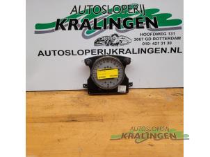 Gebruikte Kilometerteller KM Austin Mini Open (R52) 1.6 16V Cooper Prijs € 49,99 Margeregeling aangeboden door Autosloperij Kralingen B.V.