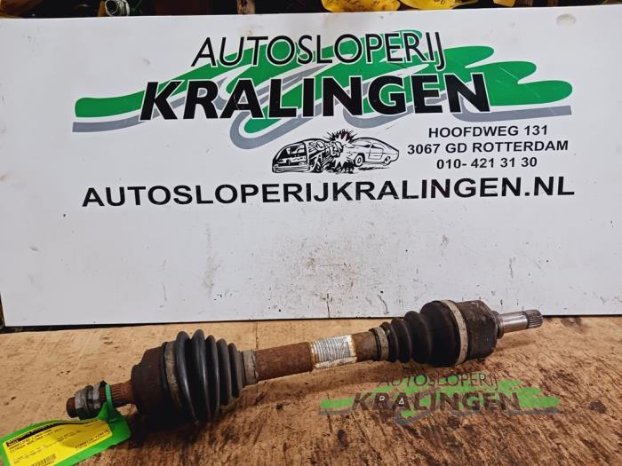 Gebruikte Steekas links-voor Citroen Berlingo 1.6 HDI 16V 75 Prijs € 24,99 Margeregeling aangeboden door Autosloperij Kralingen B.V.