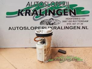 Gebruikte Benzinepomp Audi A2 (8Z0) 1.4 16V Prijs € 49,99 Margeregeling aangeboden door Autosloperij Kralingen B.V.
