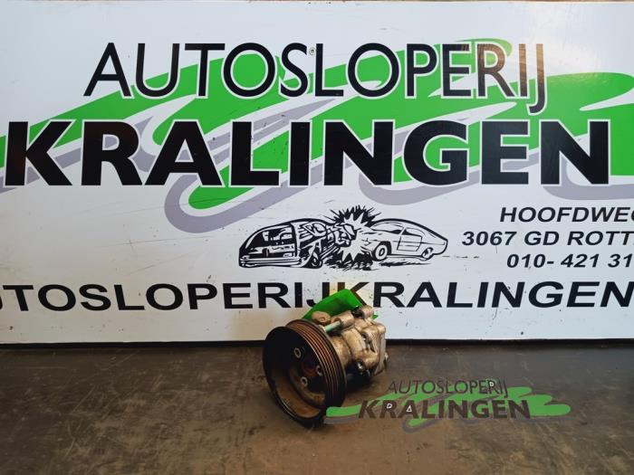 Gebruikte Servopomp Seat Leon (1M1) 1.6 16V Prijs € 24,99 Margeregeling aangeboden door Autosloperij Kralingen B.V.