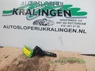 Gebruikte Ruitenwis Schakelaar Hyundai i20 1.4 CRDi 16V Prijs € 35,00 Margeregeling aangeboden door Autosloperij Kralingen B.V.