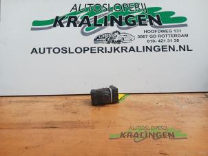 Gebruikte Licht Schakelaar Opel Astra H (L48) 1.8 16V Prijs € 25,00 Margeregeling aangeboden door Autosloperij Kralingen B.V.