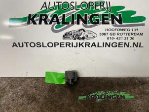 Gebruikte Bobine Volkswagen Golf III (1H1) 1.8 CL,GL Prijs € 25,00 Margeregeling aangeboden door Autosloperij Kralingen B.V.