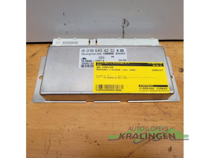 ABS Computer van een Mercedes-Benz C Combi (S202) 1.8 C180T 16V 1996