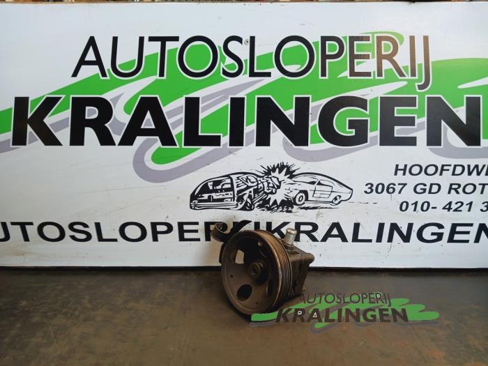 Gebruikte Servopomp Volvo V70 (GW/LW/LZ) 2.4 20V Prijs € 75,00 Margeregeling aangeboden door Autosloperij Kralingen B.V.