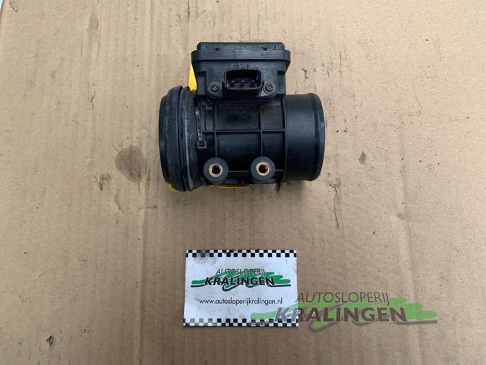 Gebruikte Luchtmassameter Mazda 323 F (BA14) 1.5i GLX,GT 16V Prijs € 25,00 Margeregeling aangeboden door Autosloperij Kralingen B.V.