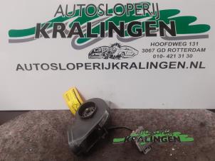 Gebruikte Blower Citroen C8 (EA/EB) 2.0 16V Prijs € 50,00 Margeregeling aangeboden door Autosloperij Kralingen B.V.