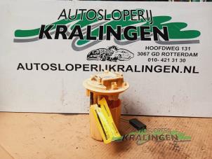 Gebruikte Tankvlotter Peugeot 207/207+ (WA/WC/WM) 1.6 HDi 16V Prijs € 50,00 Margeregeling aangeboden door Autosloperij Kralingen B.V.