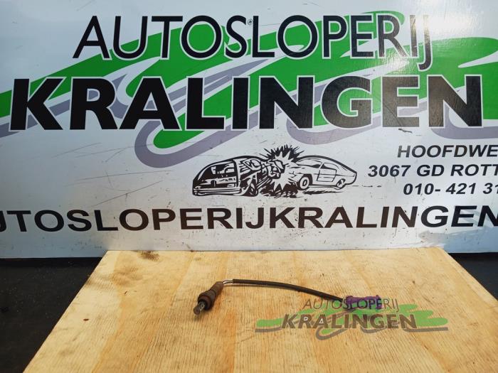 Gebruikte Lambda Sonde Ford Fiesta 5 (JD/JH) 1.6 16V Prijs € 9,98 Margeregeling aangeboden door Autosloperij Kralingen B.V.