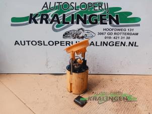 Gebruikte Dieselpomp BMW 3 serie (E90) 320d 16V Edition Fleet Prijs € 50,00 Margeregeling aangeboden door Autosloperij Kralingen B.V.