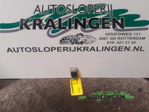 Gebruikte Airco Schakelaar Honda Jazz (GD/GE2/GE3) 1.2 i-DSi Prijs € 14,99 Margeregeling aangeboden door Autosloperij Kralingen B.V.