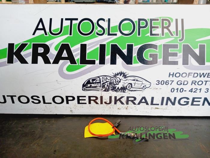 Gebruikte Lambda Sonde Renault Clio III (BR/CR) 1.2 16V 75 Prijs € 9,98 Margeregeling aangeboden door Autosloperij Kralingen B.V.