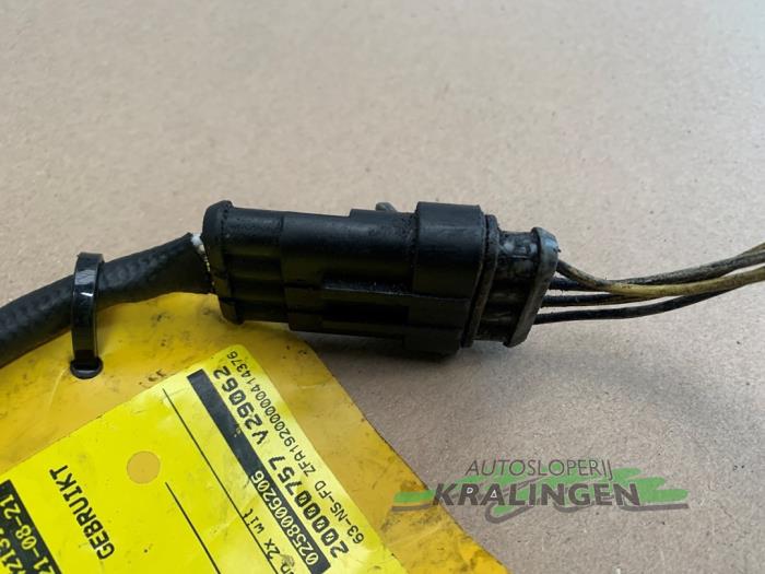 Lambda Sonde van een Fiat Stilo (192A/B) 2.4 20V Abarth 3-Drs. 2004