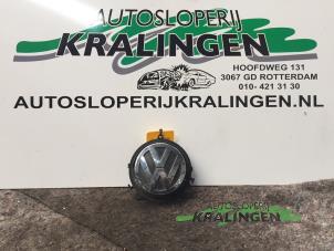 Gebruikte Kofferdeksel Handgreep Volkswagen Golf V (1K1) 1.4 TSI 140 16V Prijs € 50,00 Margeregeling aangeboden door Autosloperij Kralingen B.V.