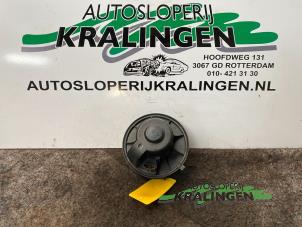 Gebruikte Kachel Ventilatiemotor Volkswagen Sharan (7M8/M9/M6) 2.0 TDI Prijs € 50,00 Margeregeling aangeboden door Autosloperij Kralingen B.V.