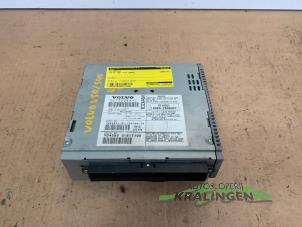 Gebruikte CD Speler Volvo V50 (MW) 1.6 D 16V Prijs € 100,00 Margeregeling aangeboden door Autosloperij Kralingen B.V.