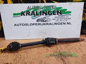 Gebruikte Steekas rechts-voor Volvo V50 (MW) 1.6 D 16V Prijs € 29,99 Margeregeling aangeboden door Autosloperij Kralingen B.V.