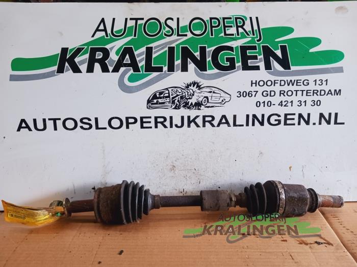 Gebruikte Steekas links-voor Smart Forfour (454) 1.1 12V Prijs € 24,99 Margeregeling aangeboden door Autosloperij Kralingen B.V.