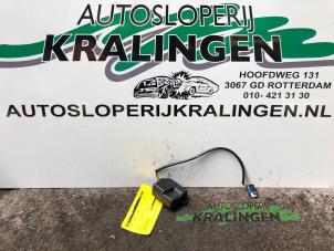 Gebruikte Kachelklep Motor Renault Kangoo (KC) 1.6 16V Prijs € 25,00 Margeregeling aangeboden door Autosloperij Kralingen B.V.