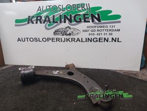 Gebruikte Triangel rechts-voor Ford Focus 2 Wagon 1.6 16V Prijs € 50,00 Margeregeling aangeboden door Autosloperij Kralingen B.V.