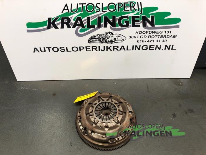 Gebruikte Vliegwiel Ford Focus 2 Wagon 1.6 16V Prijs € 150,00 Margeregeling aangeboden door Autosloperij Kralingen B.V.