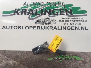 Gebruikte Handgreep Seat Arosa (6H1) 1.4 MPi Prijs € 25,00 Margeregeling aangeboden door Autosloperij Kralingen B.V.