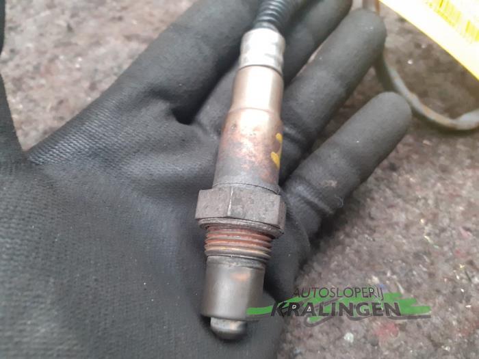 Lambda Sonde van een Ford Focus 2 1.6 16V 2005