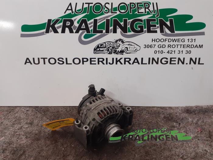 Gebruikte Dynamo Opel Vectra C GTS 2.2 16V Prijs € 50,00 Margeregeling aangeboden door Autosloperij Kralingen B.V.