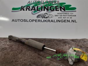 Gebruikte Schokbreker links-achter Volkswagen Fox (5Z) 1.4 TDI Prijs € 25,00 Margeregeling aangeboden door Autosloperij Kralingen B.V.