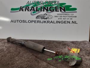 Gebruikte Schokbreker rechts-achter Volkswagen Fox (5Z) 1.4 TDI Prijs € 25,00 Margeregeling aangeboden door Autosloperij Kralingen B.V.