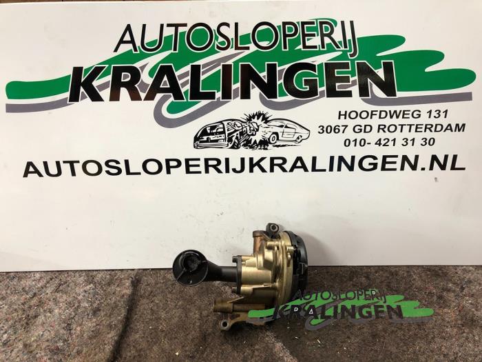 Gebruikte Oliepomp Volkswagen Golf VI (5K1) 1.2 TSI BlueMotion Prijs € 74,99 Margeregeling aangeboden door Autosloperij Kralingen B.V.