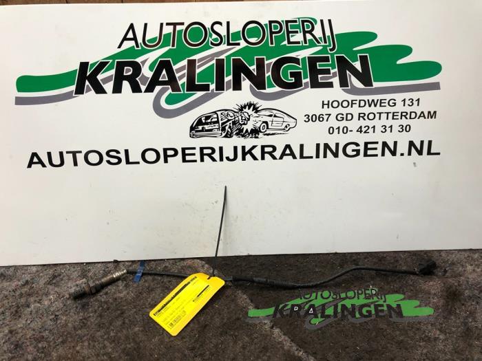 Gebruikte Lambda Sonde Toyota Avensis Wagon (T25/B1E) 2.0 16V VVT-i D4 Prijs € 50,00 Margeregeling aangeboden door Autosloperij Kralingen B.V.