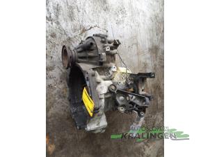 Gebruikte Versnellingsbak Seat Ibiza III (6L1) 1.4 TDI 80 Prijs € 200,00 Margeregeling aangeboden door Autosloperij Kralingen B.V.