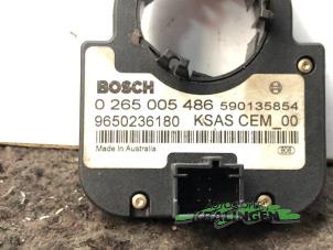 Gebruikte Stuurhoek sensor Citroen C4 Coupé (LA) 1.4 16V Prijs € 35,00 Margeregeling aangeboden door Autosloperij Kralingen B.V.